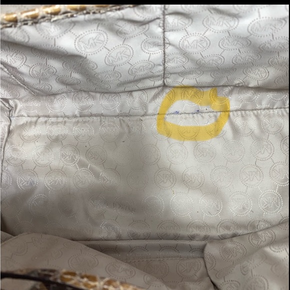 Michael Kors Snake Embossed Selma Tote and Snake Embossed Fulton Wallet. EUC. - Picture 15 of 16